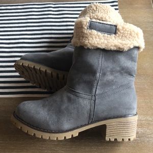 Grey boutique boots